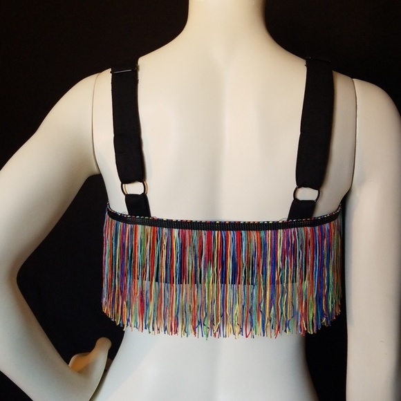 NEW ITEM.   Fun festival crop top - Picture 5 of 6